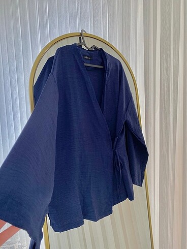 Yandan bağlamalı kimono