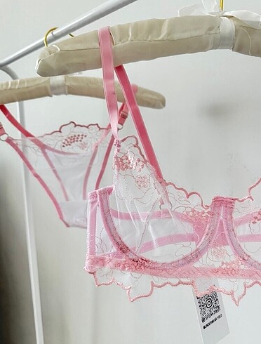 Pembe Takım