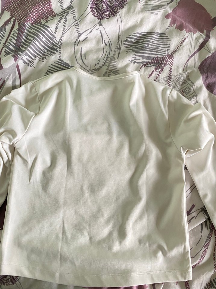 Kadın Beyaz Uzun Kollu Pamuklu Tişört - Görsel 3