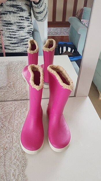 Kız çocuk bot