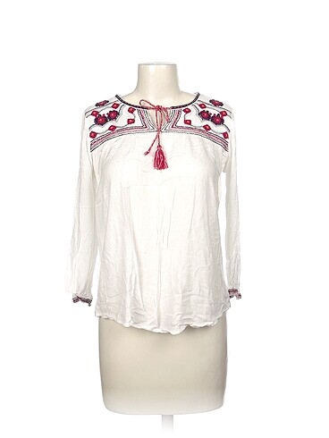 LC Waikiki Bluz %70 İndirimli.