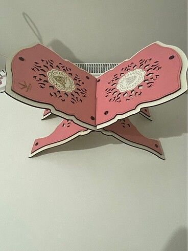 Rahle kuran kitap standı