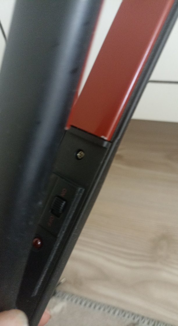 Siyah Saç Düzleştirici - Görsel 3