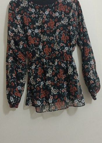 Çiçek Desenli Uzun Kollu Kadın Bluz - Görsel 2