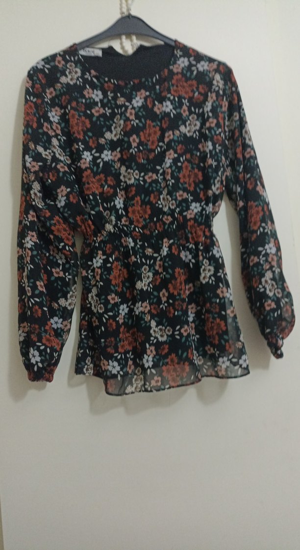 Çiçek Desenli Uzun Kollu Kadın Bluz - Görsel 2