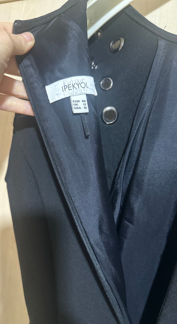 Siyah Nakışlı Kemerli Midi Elbise sadece bi kere giyildi orjinal - Görsel 3