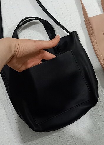  Beden siyah Renk Miniso çanta 