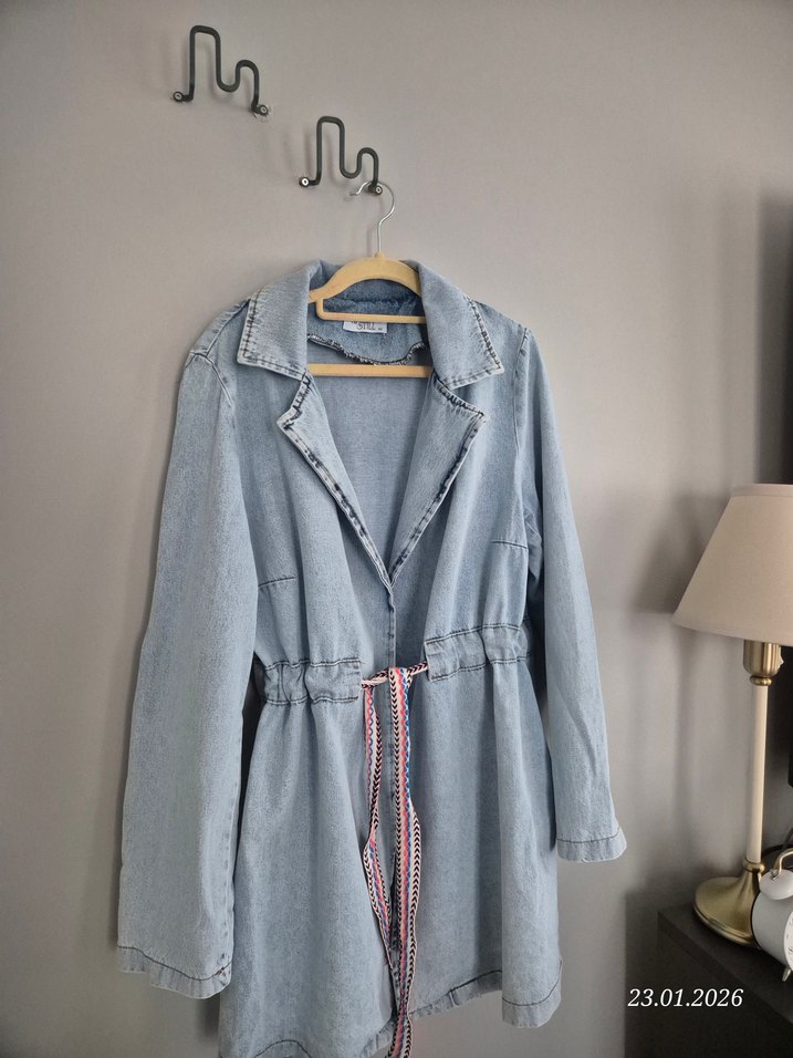 Kadın Uzun Denim Ceket, Kuşaklı, Bol Kesim - Görsel 4