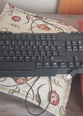  Beden Klavye mouse hp model bilgisaray kasa 