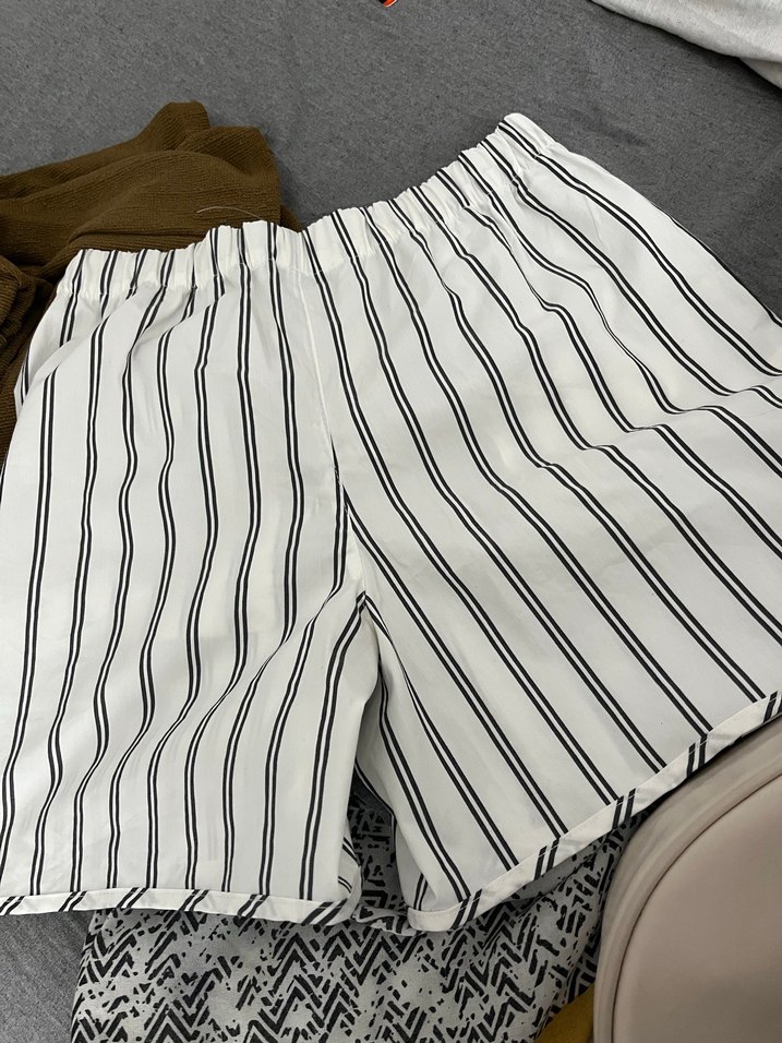 Kadın çizgili şort - Görsel 3