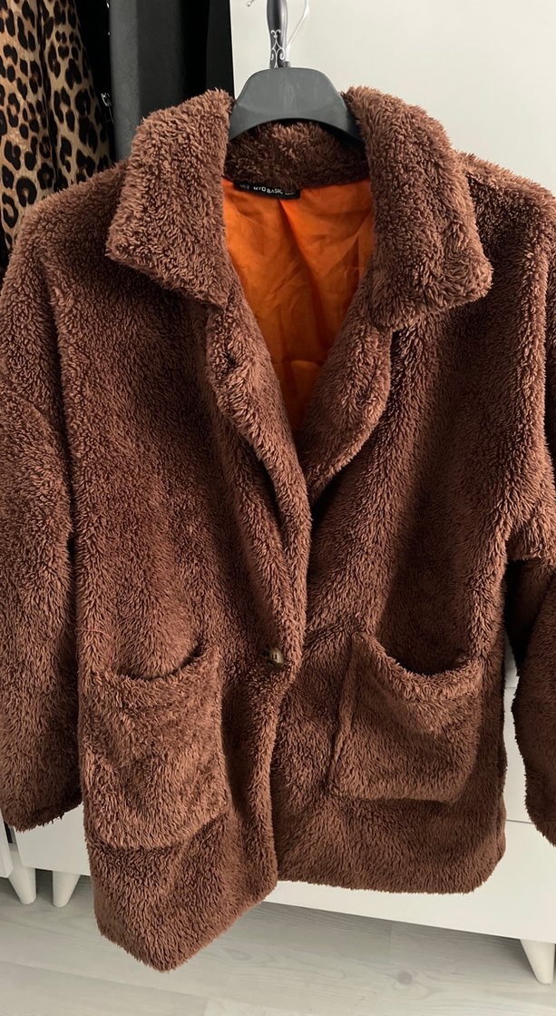 Kahverengi Peluş Kadın Kaban - Görsel 2