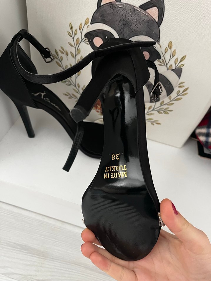 Parlak Siyah Payetli Stiletto Kadın Topuklu Ayakkabı - Görsel 2