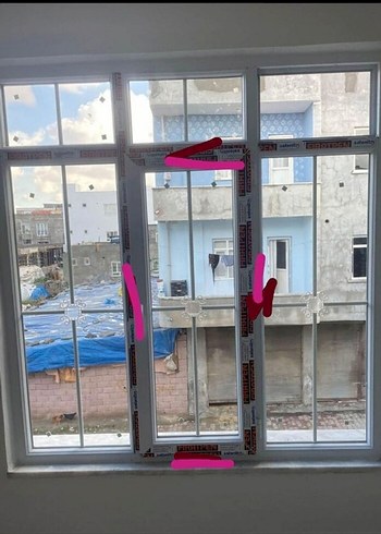 Taç Sineklik yapılır