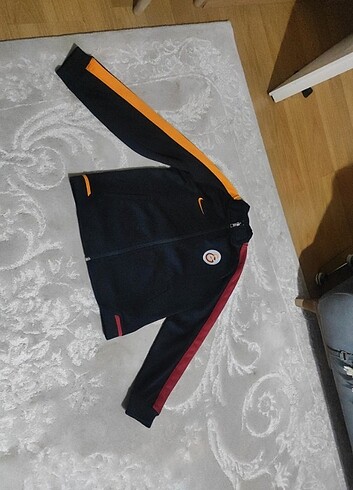 10 Yaş Beden siyah Renk Nike Galatasaray ceket
