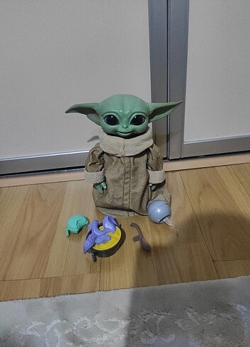 Yoda oyuncak