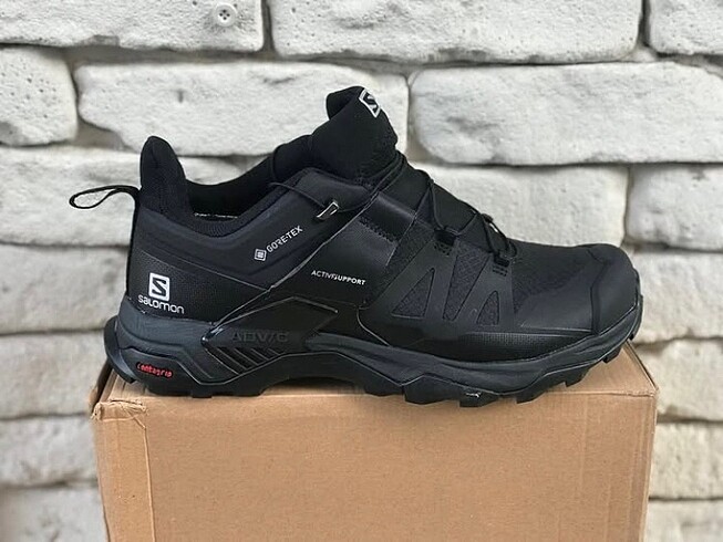 Salomon Salomon su geçirmez 40-45 arası tüm numaralar mevcuttur