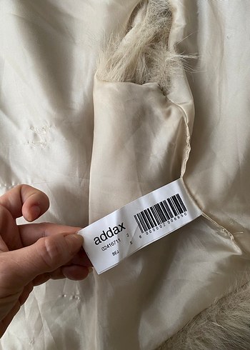 Bej Kadın Kürk Detaylı Kolsuz Yelek - Görsel 2