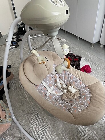 Otomatik müzikli sallanan ana kucağı