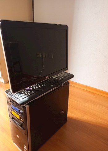 Hp Siyah HP Masaüstü Bilgisayar