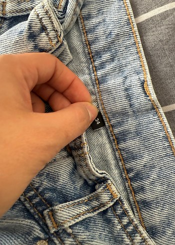 Açık Mavi Bol Kesim Kadın Kot Pantolon - Görsel 4