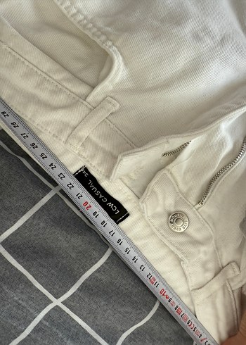 Beyaz Kadın Jean - Görsel 4