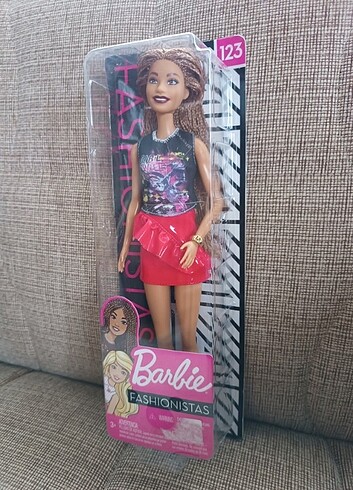  Beden Renk Barbie fashionistas
