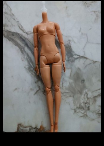 Barbie sonsuz hareket vücut