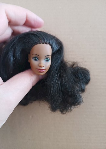 Barbie Koyu Kahverengi Saçlı Bebek Başlığı