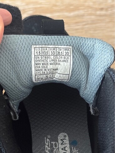 33 Beden Skechers bot