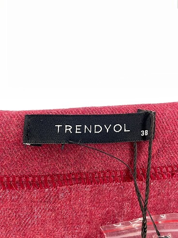 38 Beden çeşitli Renk Trendyol & Milla Kısa Elbise %70 İndirimli.