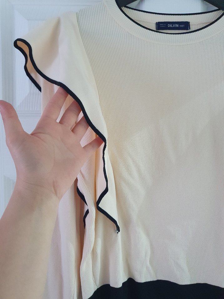 dilvin Kadın Beyaz Fırfırlı Uzun Kollu triko - Görsel 3