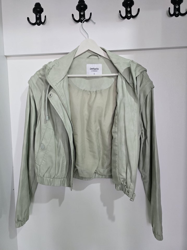 Sivri Yaka, Fermuarlı mint yeşili yağmurluk - Görsel 4