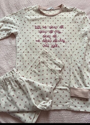 Pijama takımı