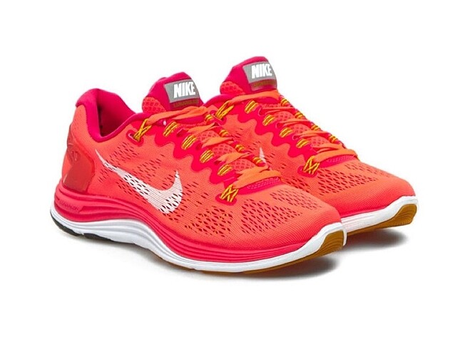 Nike Spor Ayakkabısı