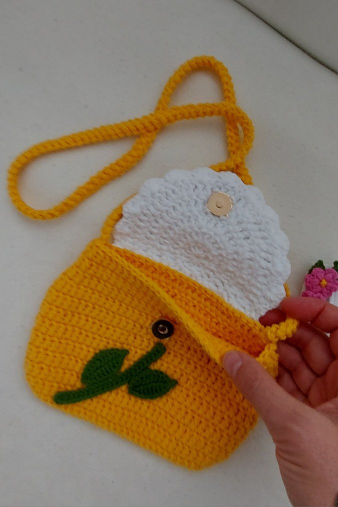 Kız çocukları için sarı çiçekli canta - Görsel 3