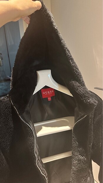 Guess Guess pelüş mont
