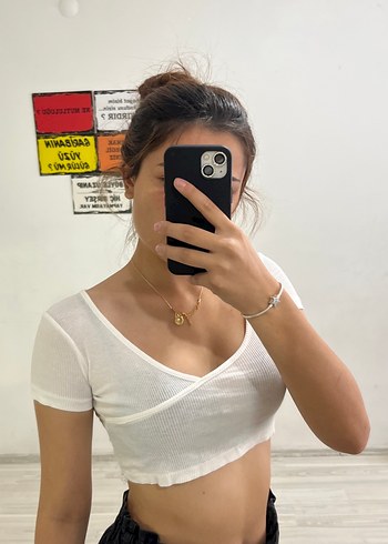 Diğer Beyaz V Yaka Kısa Kollu Crop Top