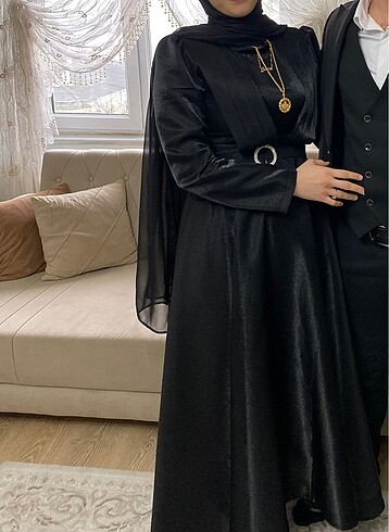 Siyah abiye yesyeni