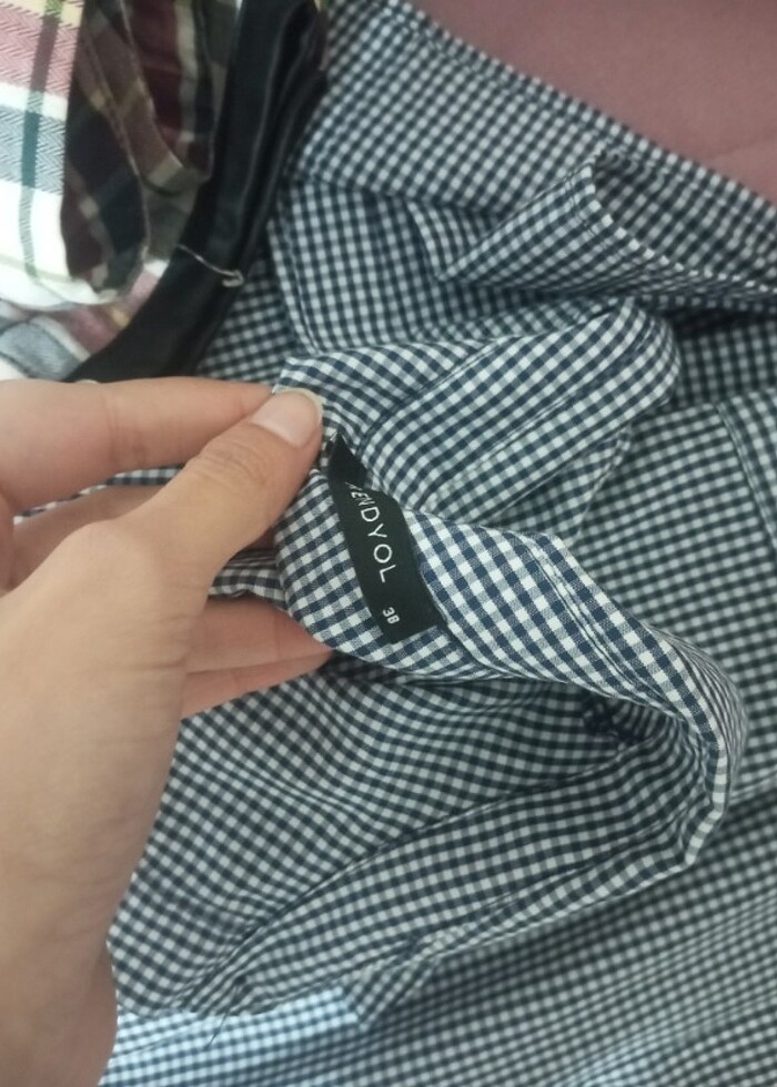 Trendyol kareli gömlek - Görsel 3