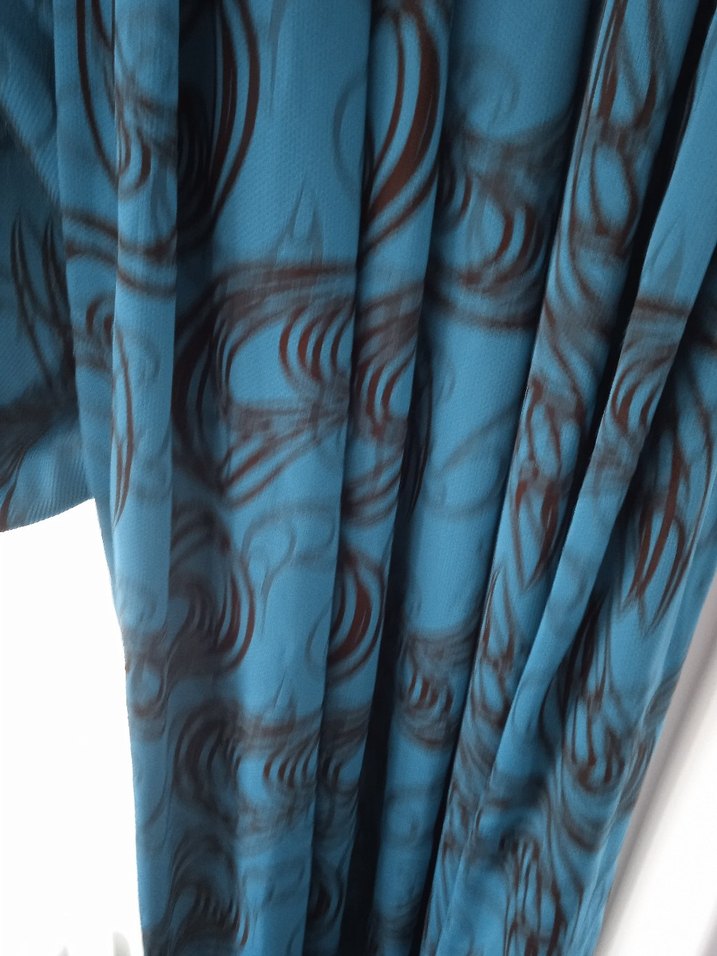 desenli fon perde 7-8 ay kullanıldı 2 adet vardır. - Görsel 4