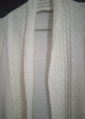 Uzun Beyaz Örgü Kadın Hırka yeni kullanılmamıştır beden
uymadığı - Görsel 4