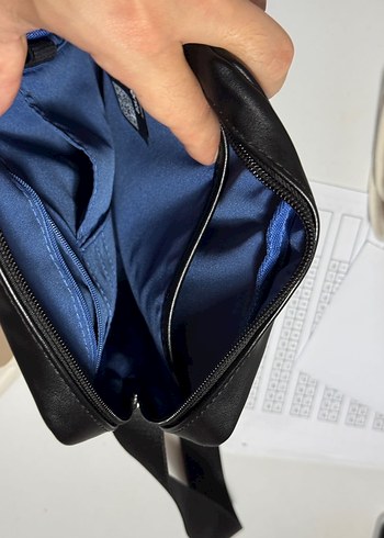 Samsonite tablet omuz çantası 7.9 Siyah - Görsel 4