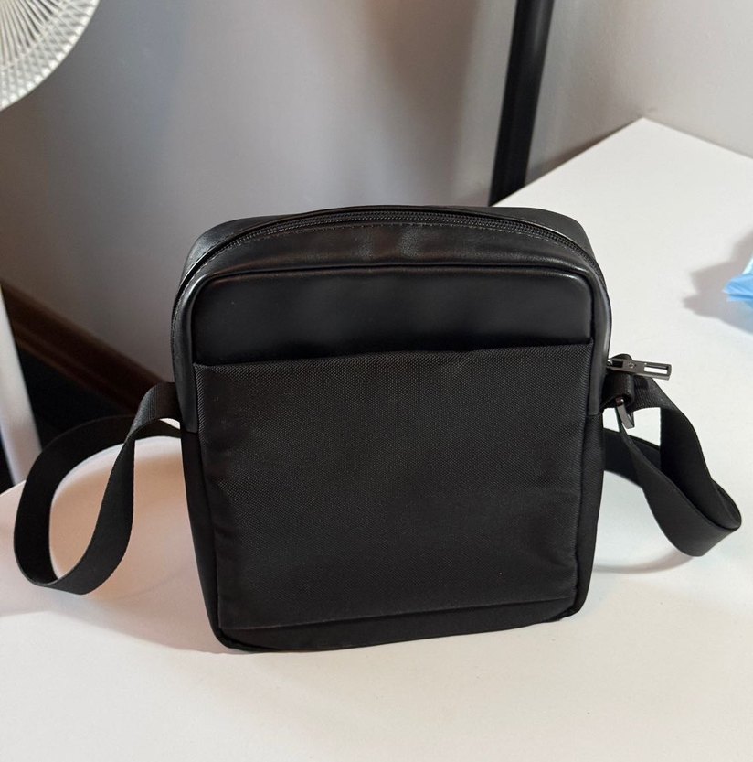 Samsonite tablet omuz çantası 7.9 Siyah - Görsel 3