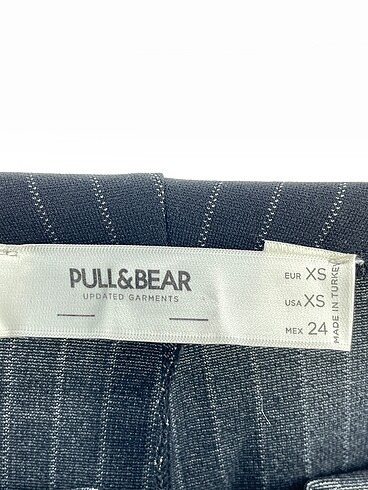 xs Beden siyah Renk Pull and Bear Kumaş Pantolon %70 İndirimli.