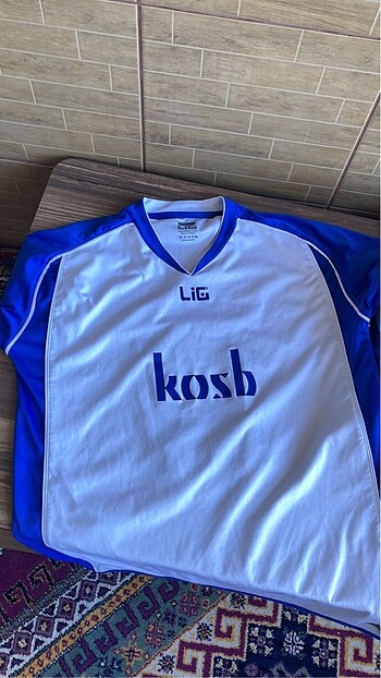 Şık görünümlü LİG lisanslı orjin forma L beden