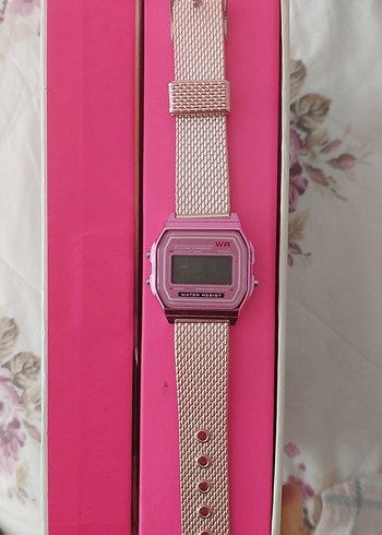 Pembe Dijital Kadın Kol Saati