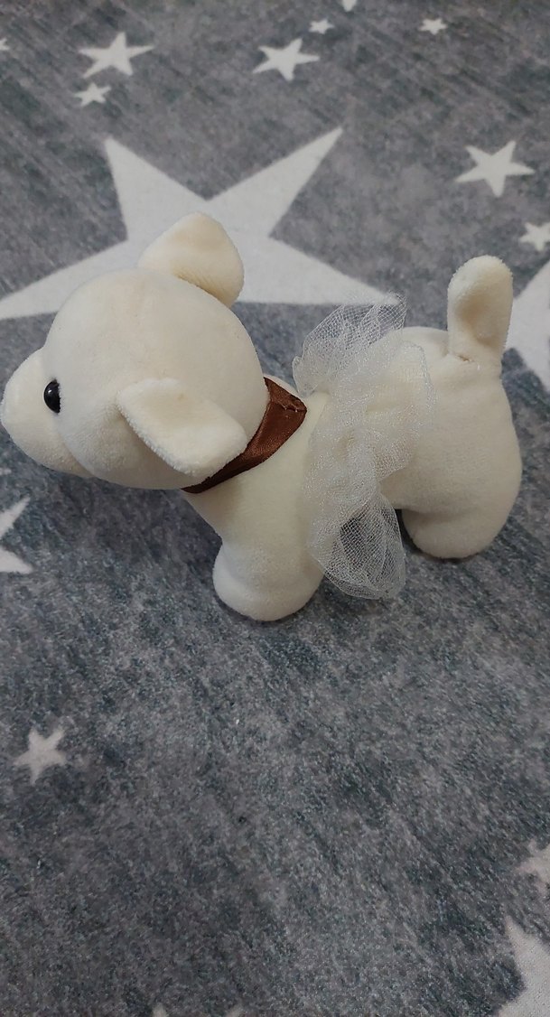 Beyaz ve Siyah Peluş Oyuncak Ayılar - Görsel 2