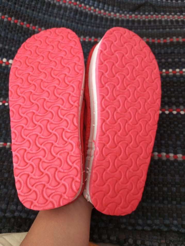 35 Numara Kırmızı Kadın Ev Terliği - Görsel 3