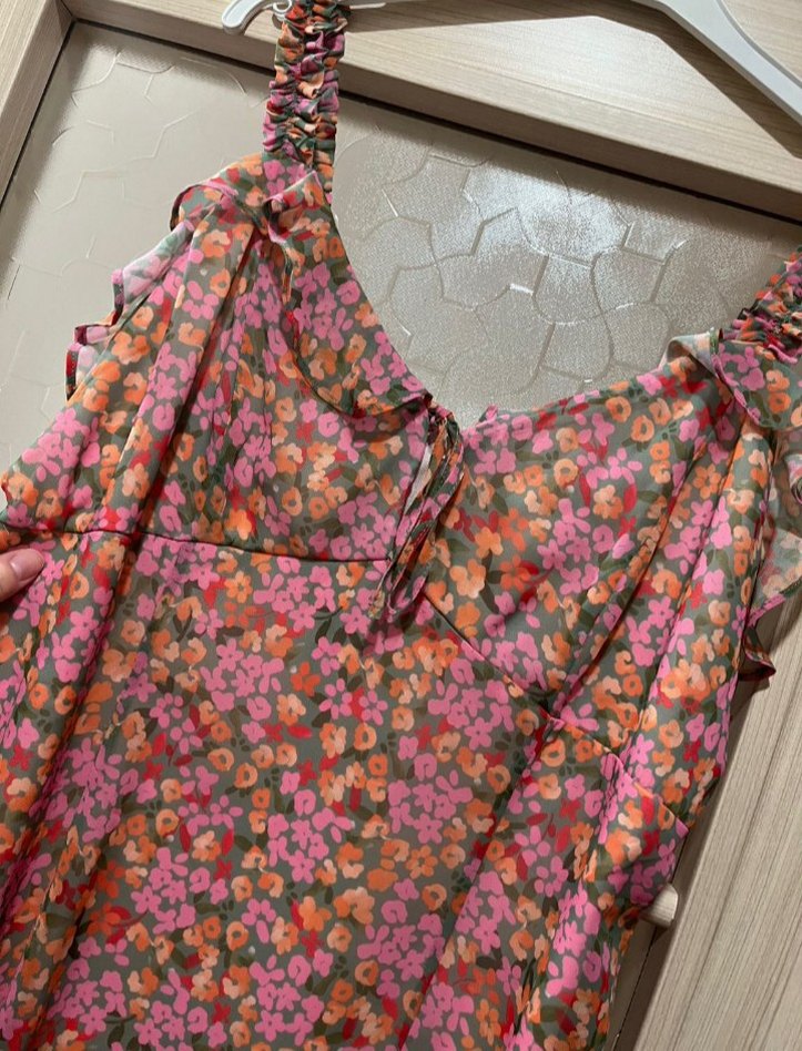 40 Beden Çiçek Desenli Mini Askılı Elbise - Görsel 3