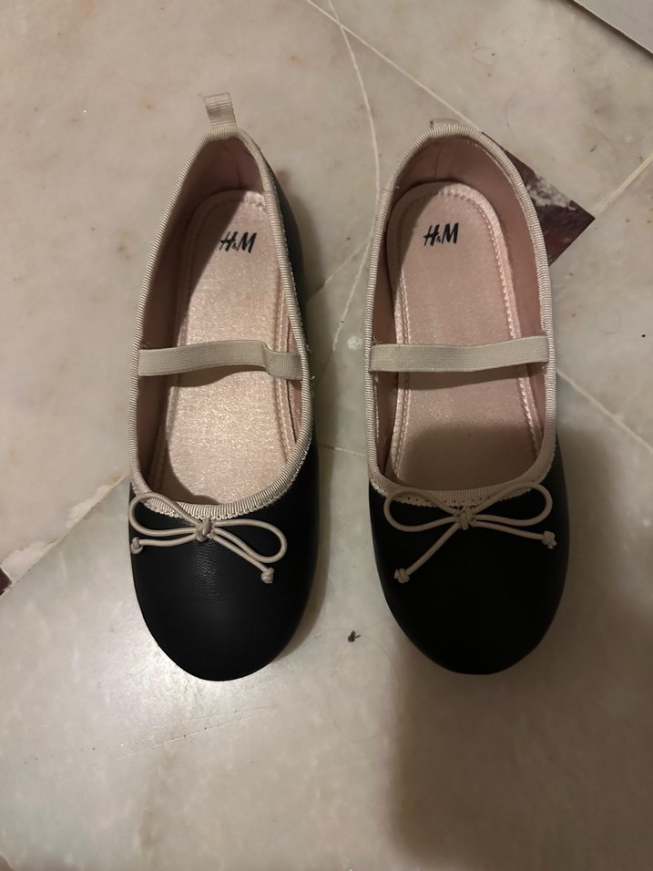 Siyah Renkli Tokalı Kız Çocuk Babet Ayakkabı - Görsel 3